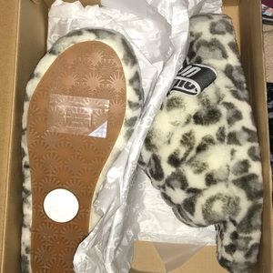 Ugg Fluff Yea Slides, White and Grey Leopard